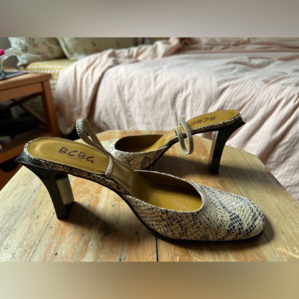 Vintage square toe snakeskin sling back heels - Picture 5 of 5